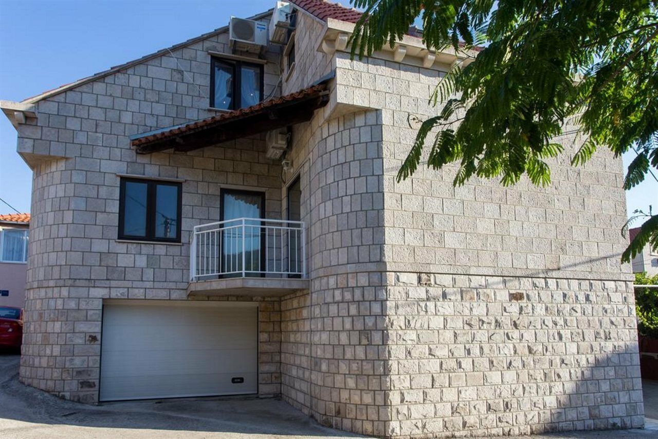 Guest House J&J Zaton  Exterior photo